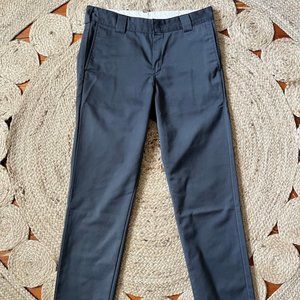 Carhartt WIP Master Pant | Blacksmith 30x32